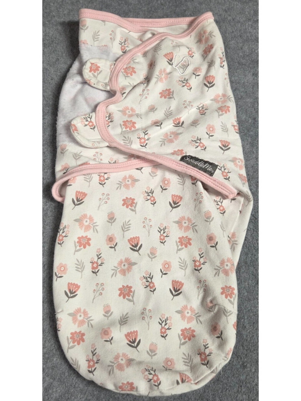 Gently Used SwaddleMe Original Swaddle S/M 7-14lbs Pink White Floral Cotton